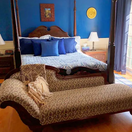 Butler Creek House Bed & Breakfast Niagara-on-the-Lake Exterior photo