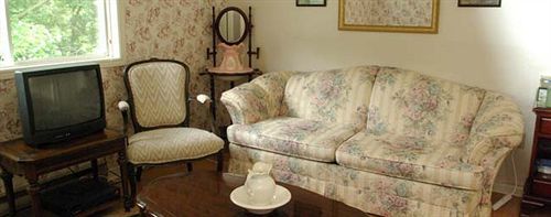 Butler Creek House 3*