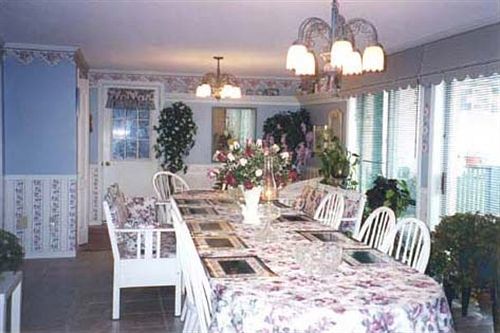Bed & Breakfast Butler Creek House 3*