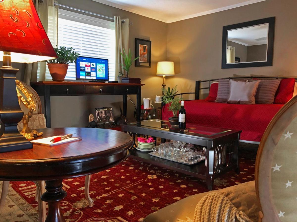 Bed & Breakfast Butler Creek House 3*
